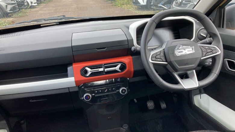 Dacia Spring 27kWh Expression 65 48kW 5dr Auto Electric Hatchback